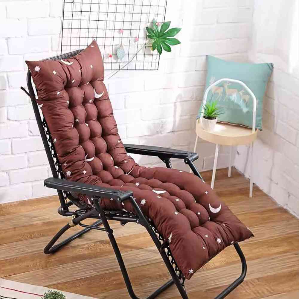 Relax avec le Coussin Fauteuil marron étoile