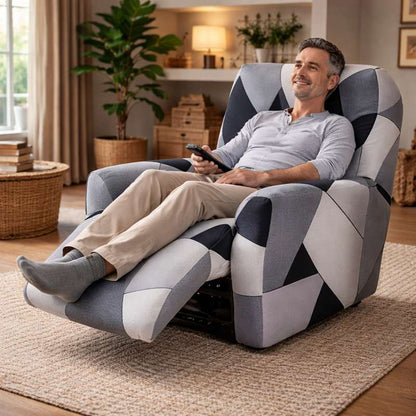 Un homme s'assoie sur la Housse Fauteuil Relax Contemporain grise