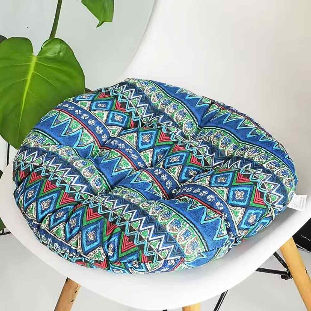 Un maison avec le Coussin de Chaise Rond​ Ethnique bleu