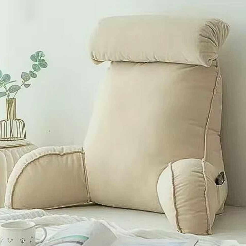 Coussin de Lecture Ergonomique Beige dans une chambre