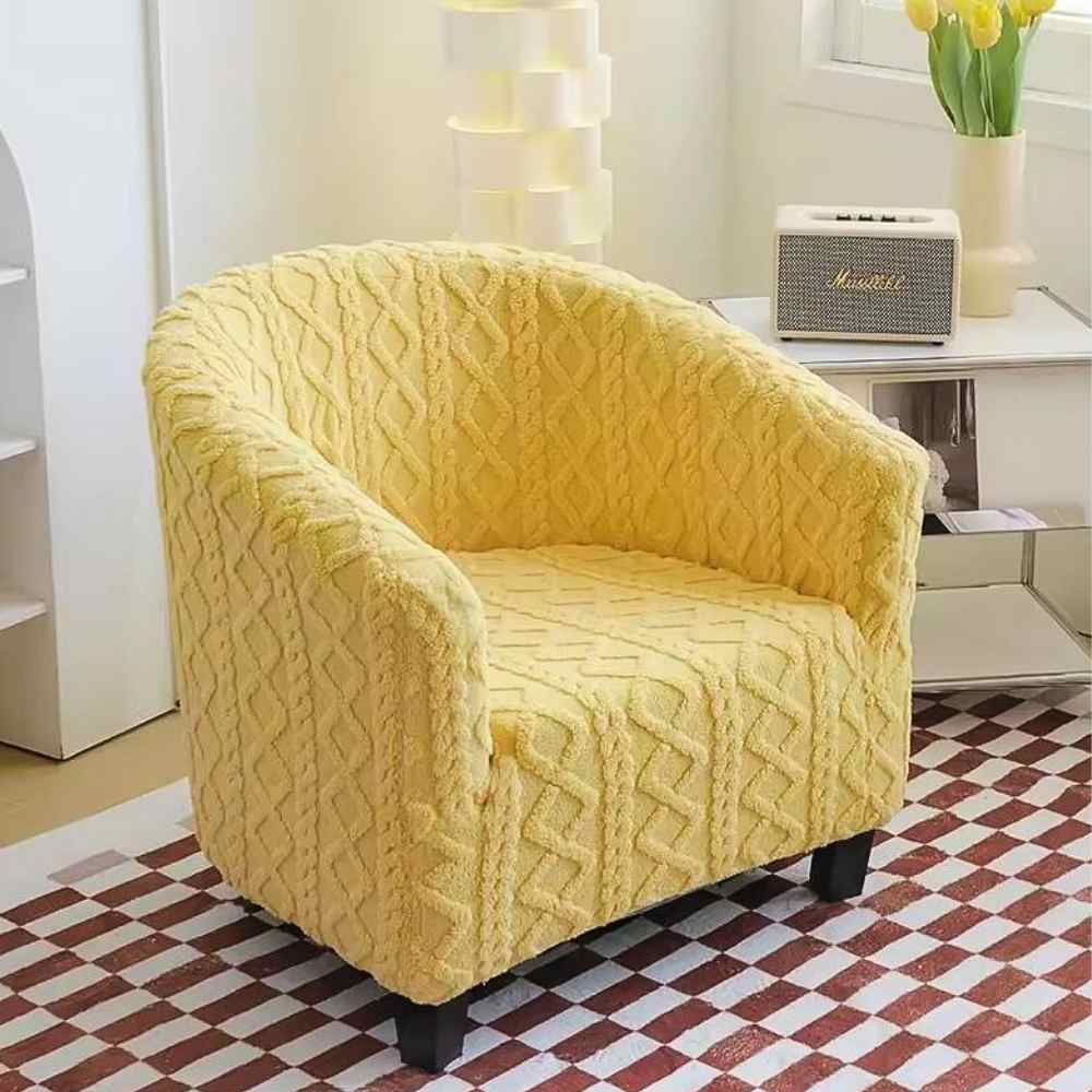 Housse Fauteuil Cabriolet Tricot jaune dans un salon